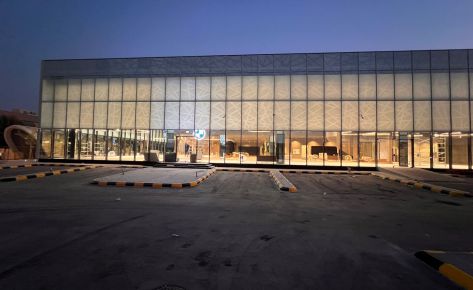 BMW Showroom and Head Office